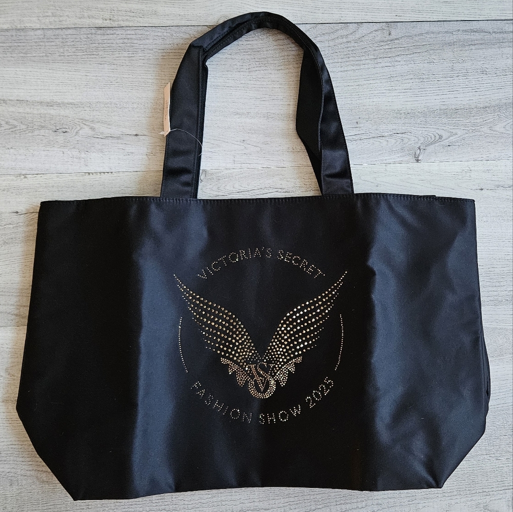 NWT Victoria's Secret 2025 Fashion Show Black Angel Wings Large Tote Bag - Picture 3 of 10